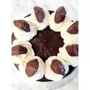 Kinder Bueno Cake Torte