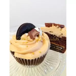 Oreo Peanut Butter Cupcakes