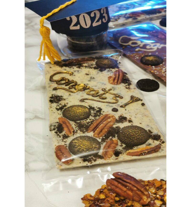 Congrats! - Belgian Chocolate Bar with Roasted and Caramelized Pecans, and Oreo Cookies